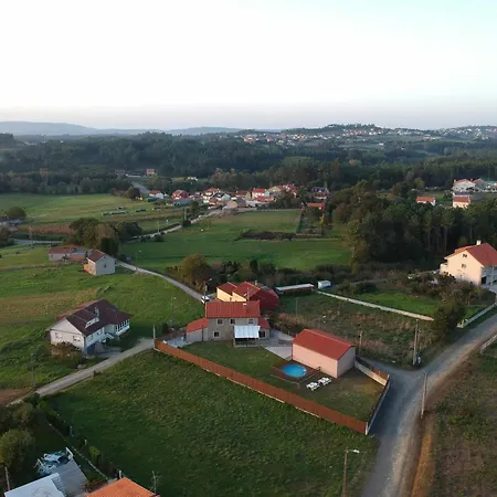 Ag Carballo, Jardin Y Playa A 14km Holiday home *